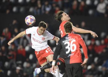 Colón volvió al triunfo y se quedó con el largo invicto de Domínguez