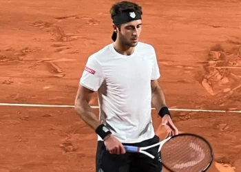 Cuándo y contra quién vuelve a jugar Etcheverry en Roland Garros