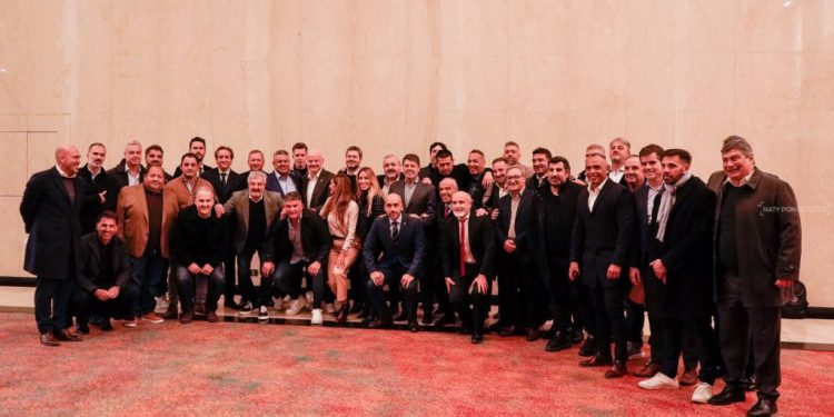 El Presidente de FIFA visitó la AFA: estuvieron todos menos Colón y Unión