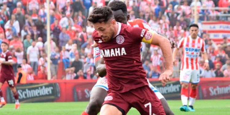 En la previa del duelo ante Unión, un referente de Lanús fue denunciado por violencia de género