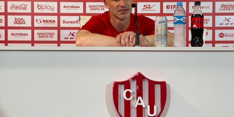 Méndez: «Estoy emocionado, los partidos se juegan así»