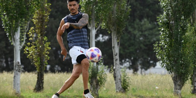Delgado y Goltz, aptos en Colón para jugar ante Rosario Central