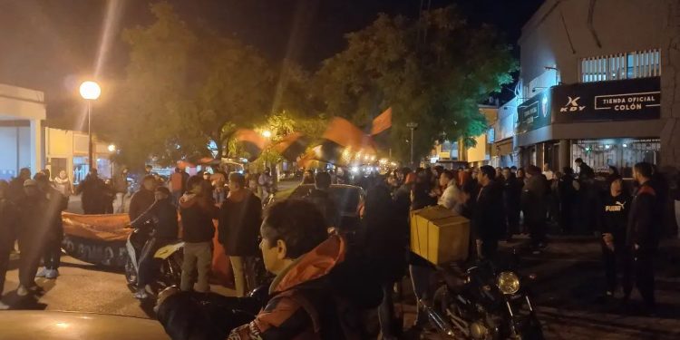 Los socios de Colón exigen mediante un comunicado la realización de una Asamblea Extraordinaria