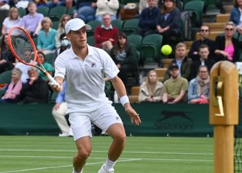 Schwartzman debutó en Wimbledon con un triunfo