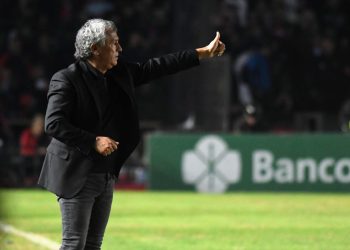 Reunión entre Gorosito y Vignatti: refuerzos y la búsqueda de un manager