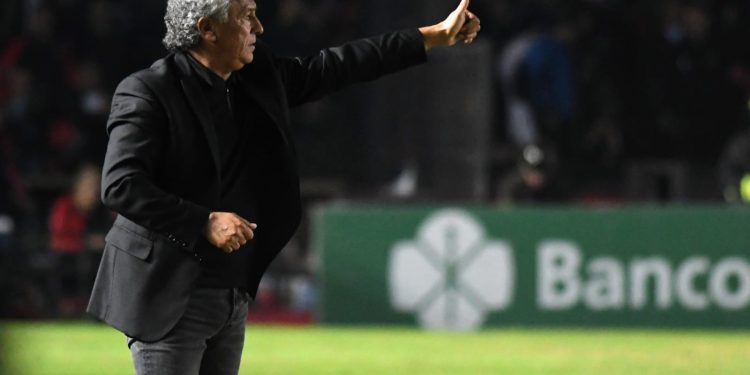 Reunión entre Gorosito y Vignatti: refuerzos y la búsqueda de un manager