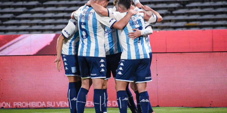 Con Gonzalo Piovi como figura, Racing avanzó en la Copa Argentina
