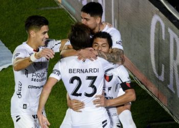 Christian Bernardi está a un paso de Vélez