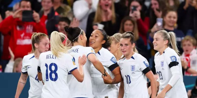 Mundial Fútbol Femenino: Inglaterra le ganó a Dinamarca y China superó a Haití