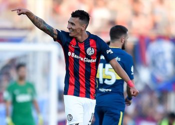 Rubén Botta, el nombre que suena para reforzar la zona de ataque de Colón