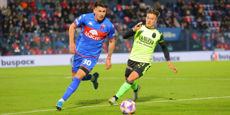 Antes de visitar a Colón, Tigre volvió a perder y profundiza su mala racha