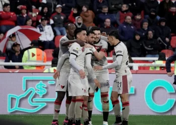 Colón empieza a funcionar y a ganar confianza: Triunfazo en Avellaneda