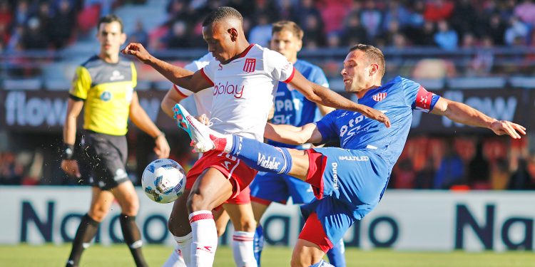 Unión enjauló al León y se lo llevó puesto como un Toro