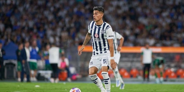 Favio Álvarez firmó todos los papeles para desvincularse de Talleres: viajará rumbo a Santa Fe