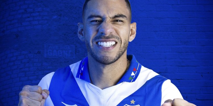 Yeison Gordillo fue presentado como nuevo refuerzo de Vélez