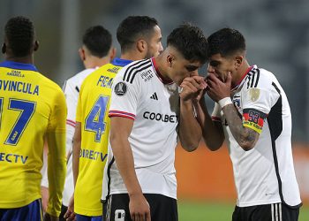 Pavez le bajó el pulgar a Colón: se queda en Colo Colo