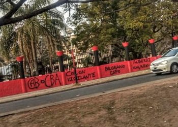 Hinchas de Belgrano vandalizaron el estadio de Colón
