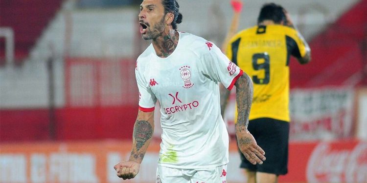 Pata Castro es el nuevo refuerzo de Gimnasia de La Plata