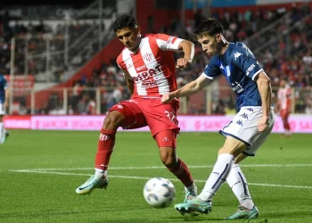 Defendió para que lo goleen y atacó para empatar