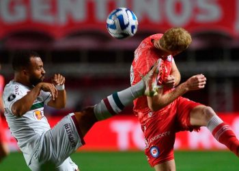 Argentinos visita a Fluminense en busca de los cuartos 