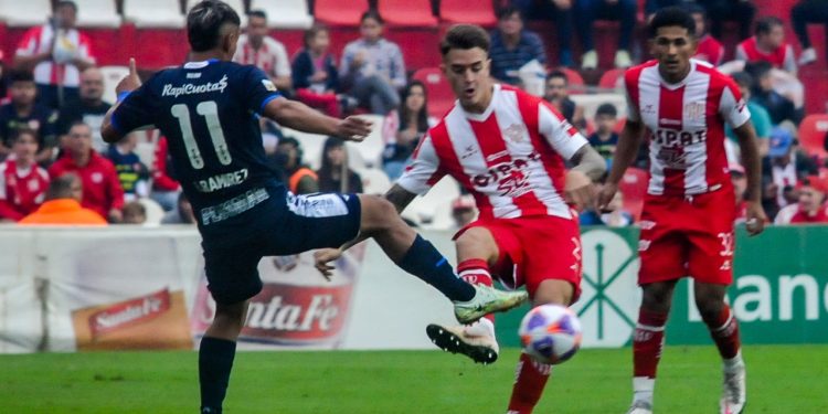 Surge la posibilidad de que Calderón renueve en Unión