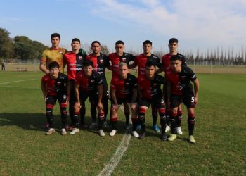 La Reserva de Colón sufrió una dura derrota ante Independiente en el debut en la Copa Proyección