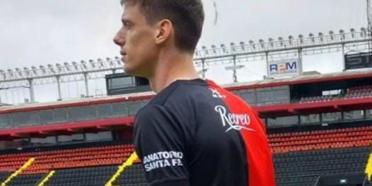 Colón busca levantar la inhibición: ¿Debuta Conti ante Gimnasia?