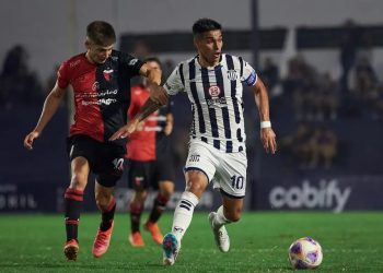 Talleres confirmó la salida de Favio Álvarez y Colón se postuló para sumarlo