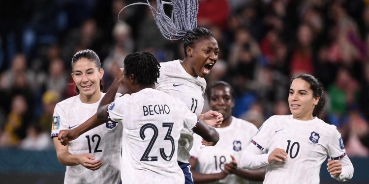 Mundial Fútbol Femenino: Francia clasificó a octavos y Brasil se quedó afuera de la competencia