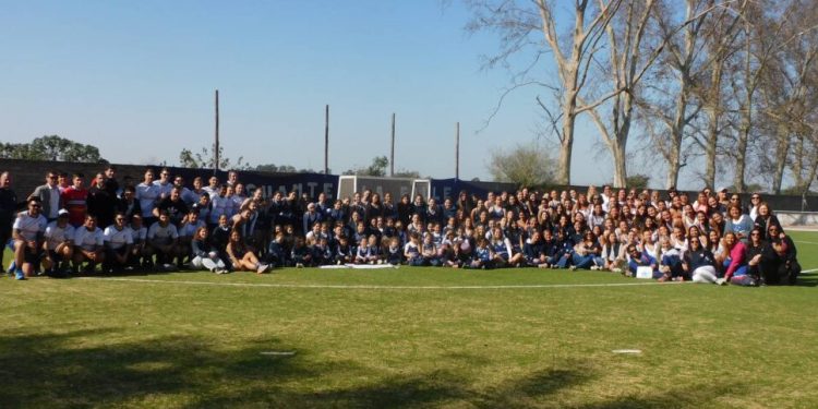 La Salle inauguró la cancha de césped sintético “Carlos Marín”