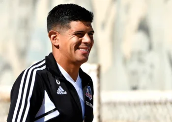 Gorosito apuntó a un extranjero con pasado de Selección