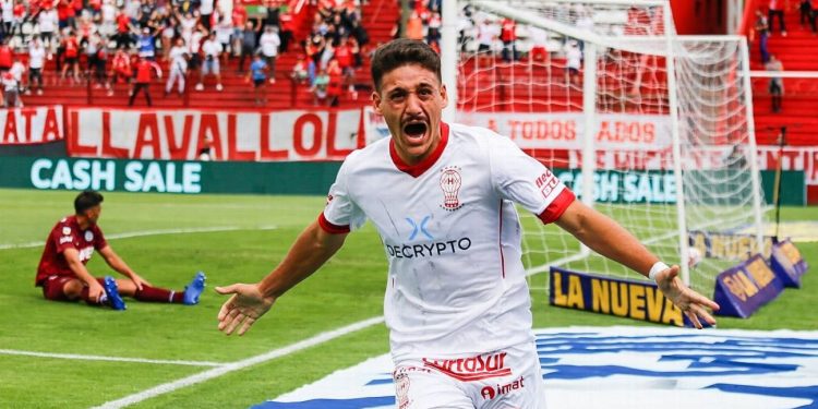 Newells mejoró la oferta por Matías Cóccaro