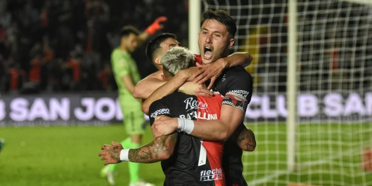 Jugando de esta manera, Colón es un pescador de ilusiones