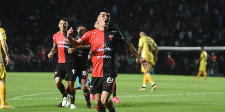 En un partido vibrante, Colón ganó y se ilusiona con la permanencia