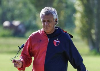 Pipo Gorosito: «Estamos muy contentos en Colón»