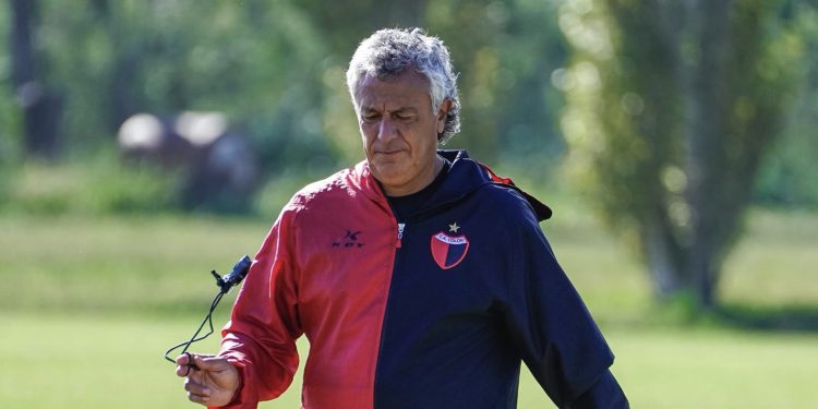 Pipo Gorosito: «Estamos muy contentos en Colón»