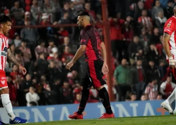 Bajo la lupa: Garcés y Wanchope, los mejores en la derrota ante Instituto