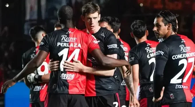 ¿Cómo llega Colón al clásico del domingo en el Brigadier López?