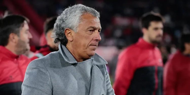 Gorosito probó con tres variantes para recibir a Argentinos Juniors