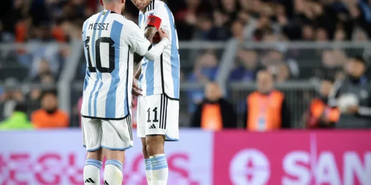 Si Messi no juega ante Bolivia, Ángel Di María sería el capitán de la Selección Argentina