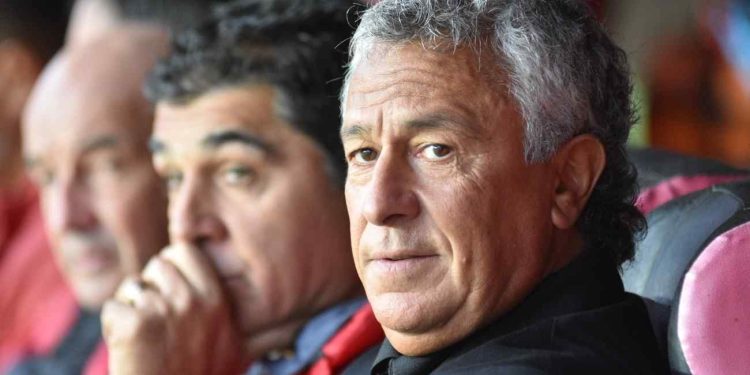 Pipo cambia medio equipo para afrontar la cuarta «final»