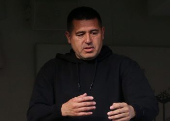 Riquelme utilizó un partido de Colón para hablar del nivel de Boca