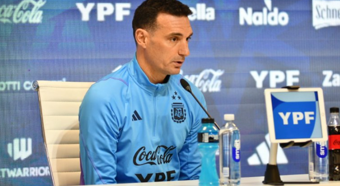 «Le dije a los jugadores que ninguno se puede dormir, esta camiseta implica mejorar siempre»