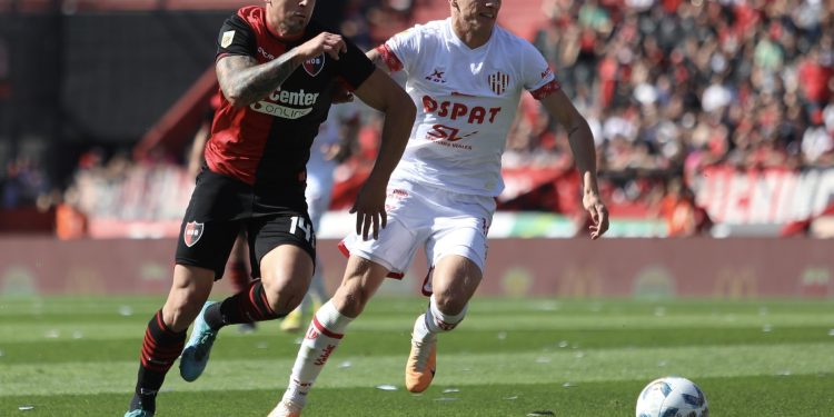 Para Zenón, Unión se lleva «un punto valioso» de Rosario