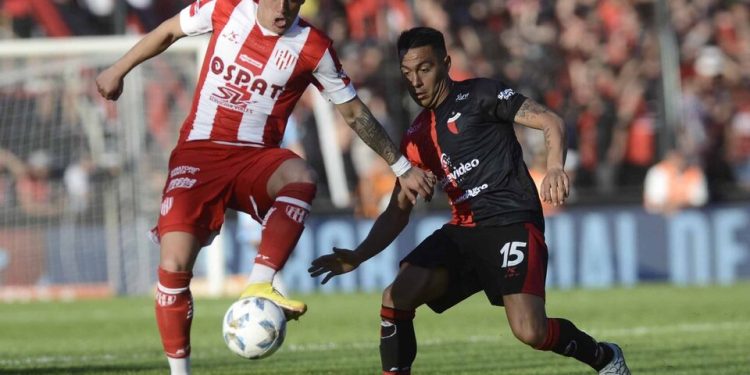 Hasta el 17 de noviembre, los clubes podrán liquidar un 30% de las operaciones en el exterior al dólar CCL