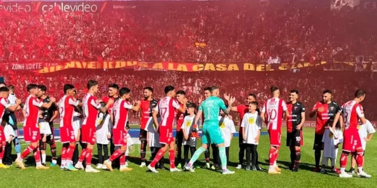 Colón y Unión quedaron a mano en un discreto clásico santafesino