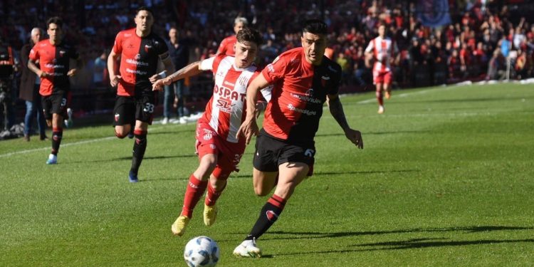 El fútbol como el peso: devaluado