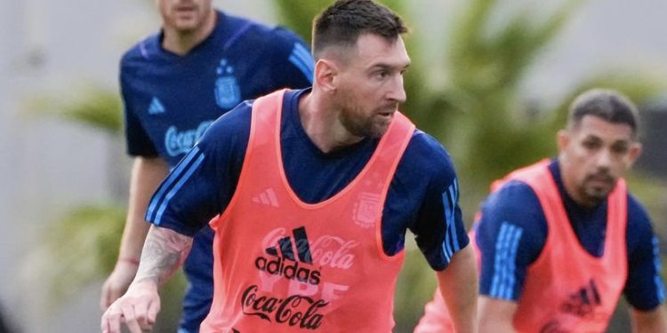 La Selección Argentina volvió a entrenar tras la victoria ante Paraguay