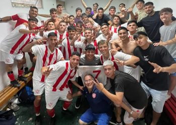 Liga Santafesina: Unión triunfó en el Clásico Santafesino y festejó por partida doble