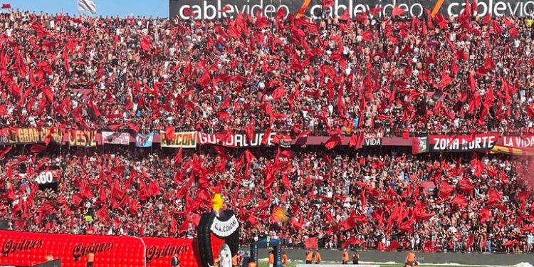 Colón, en el top de los equipos que más gente llevó en la fecha de los clásicos